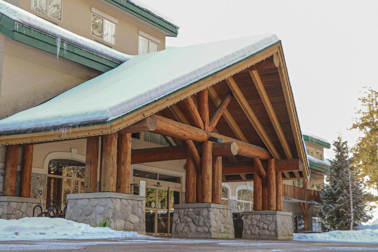 Coast Hillcrest Hotel Revelstoke Exterior foto