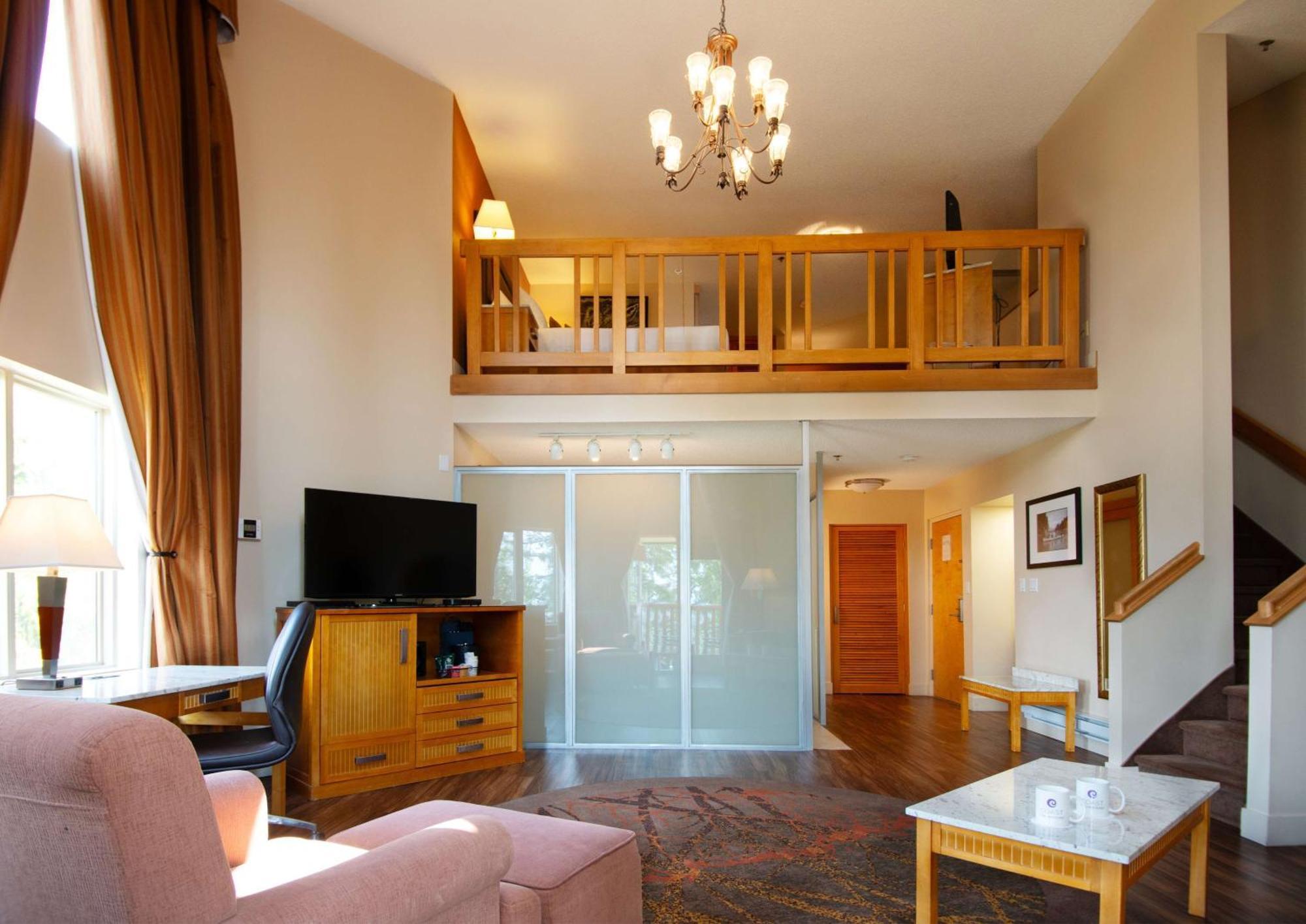 Coast Hillcrest Hotel Revelstoke Exterior foto
